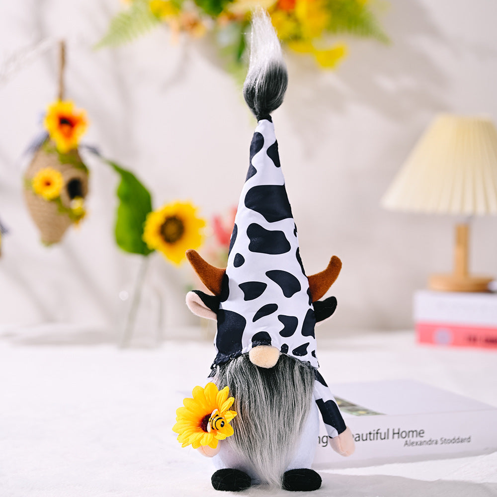 Farmhouse Cow Gnomes with Sunflower